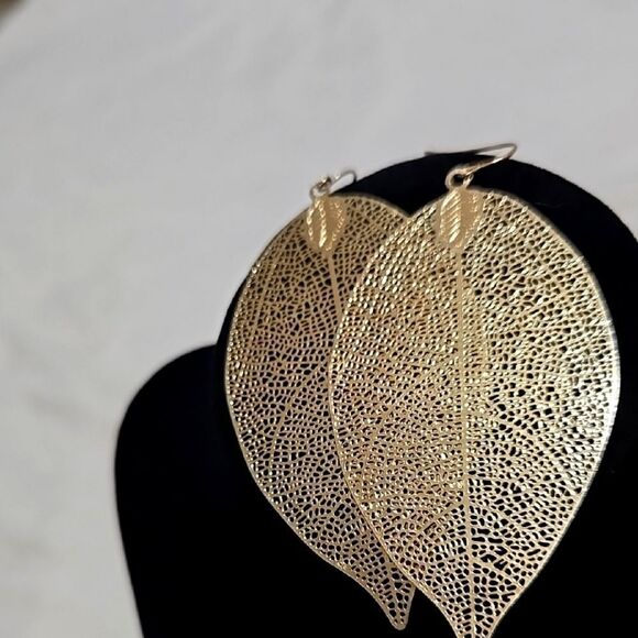 Gold Leaf Earrings - Picture 1 of 3